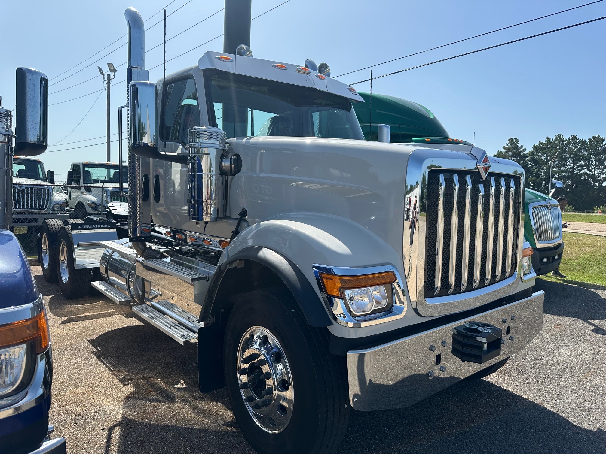 2026 INTERNATIONAL HX520 DAY CAB TN338284 - image 3 of 6